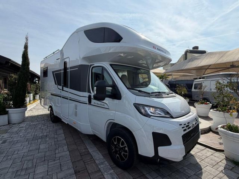ADRIA CORAL XL 660 SL 60Years