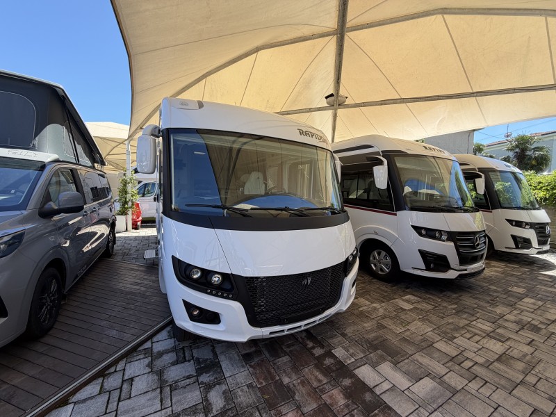 RAPIDO  896F