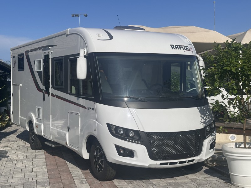 RAPIDO 896 F (DOPPIO PAVIMENTO)