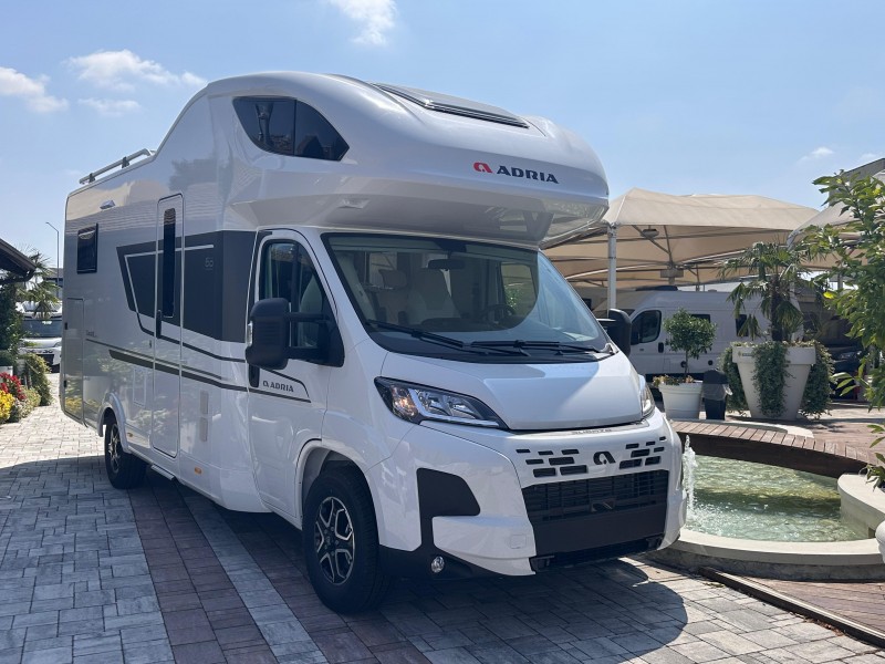 ADRIA  CORAL XL 660 SL 