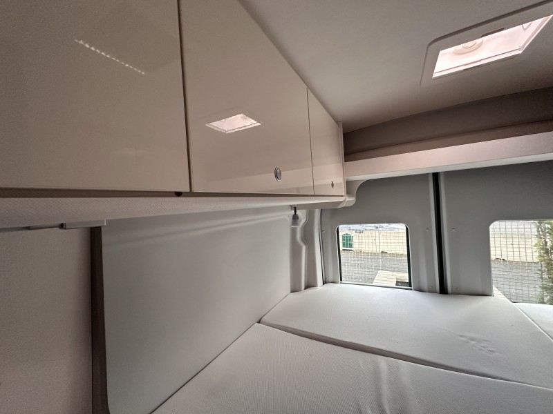 ETRUSCO CV 600 DF 4X4 5.99 x 2.05 x H 2.9 m | Centro Caravans Barassi