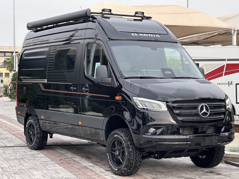 ADRIA SUPERTWIN MB 600 SPB 4X4 ALDE 