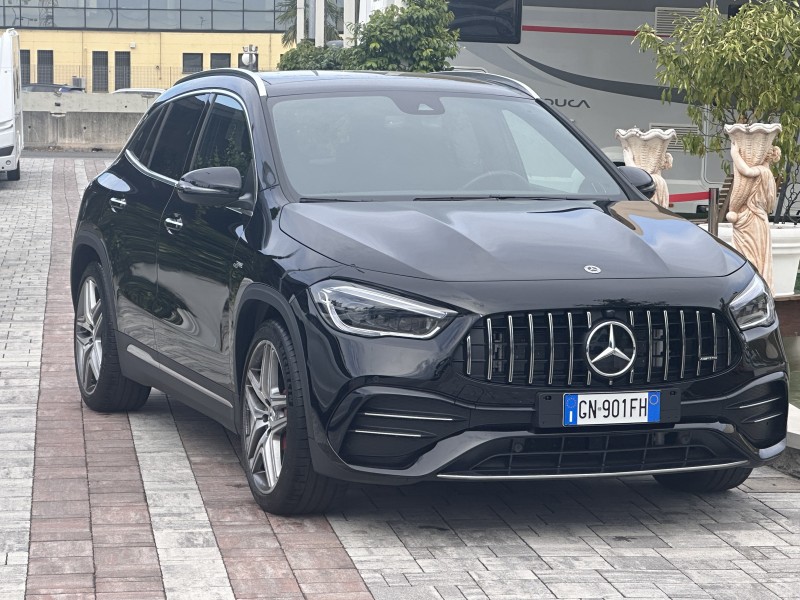 MERCEDES GLA AMG 35