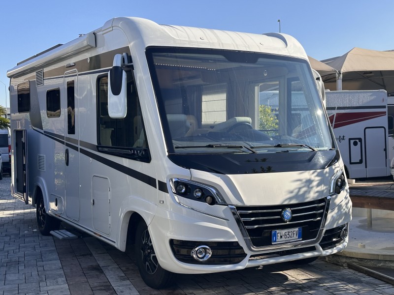 KNAUS  SKY I 700 LG